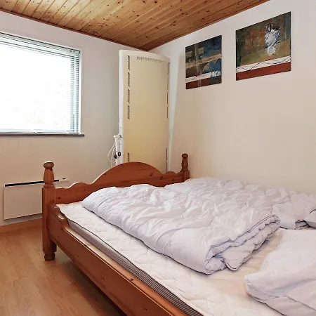 Four-bedroom Holiday In 7