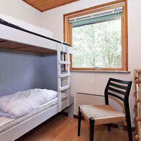 Four-bedroom Holiday In 7 Dannemare