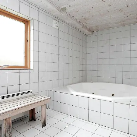 Four-bedroom Holiday In 7 Feriehus